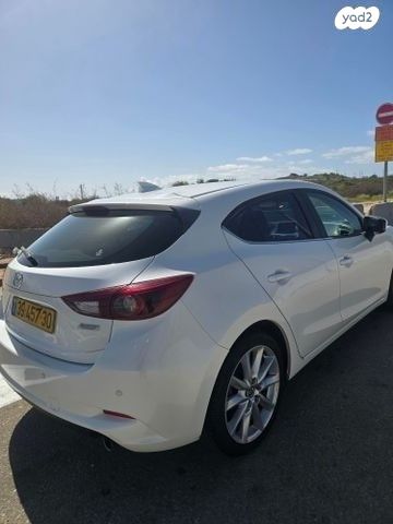 מודעת רכב מאזדה 3