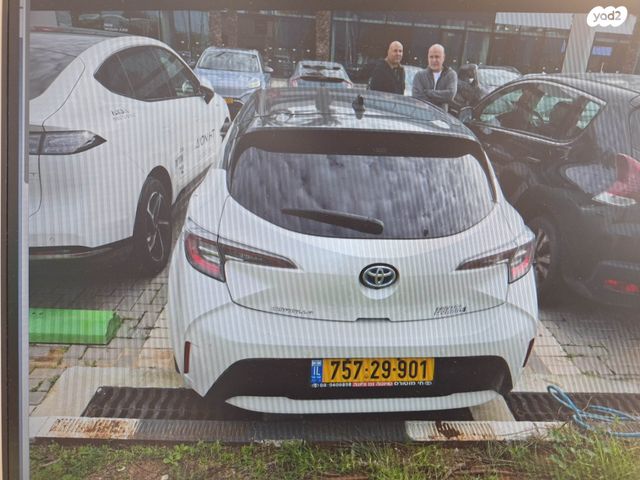מודעת רכב טויוטה קורולה