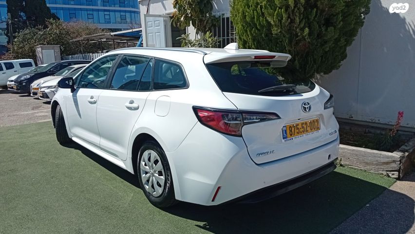 מודעת רכב טויוטה קורולה 1