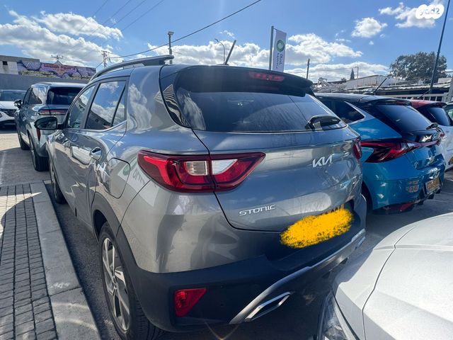 מודעת רכב קיה סטוניק