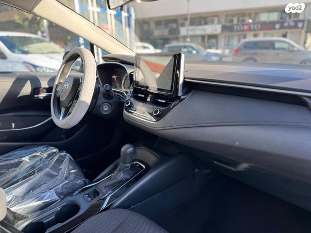 מודעת רכב טויוטה קורולה 2