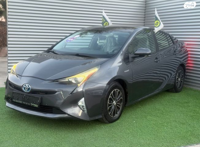 מודעת רכב טויוטה פריוס