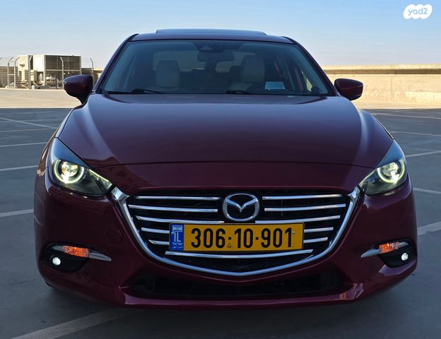 מודעת רכב מאזדה 3