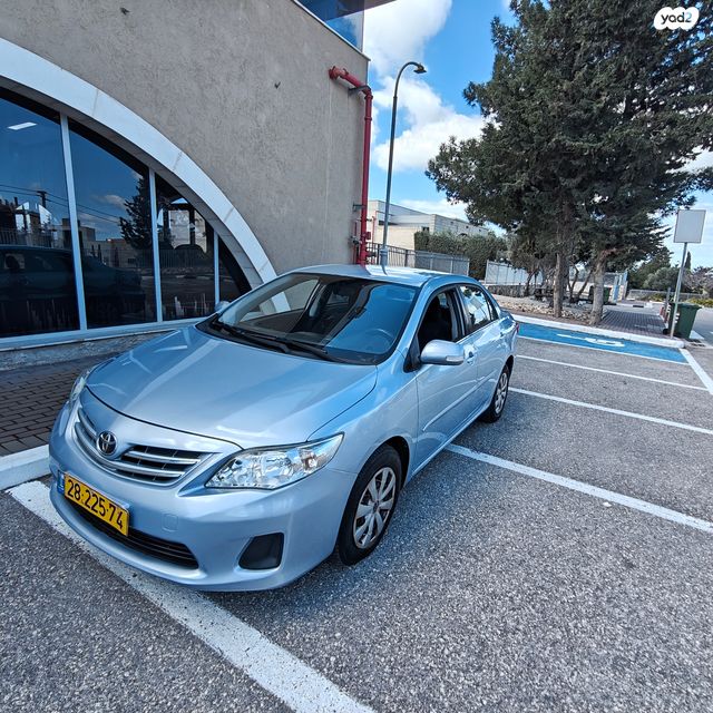 מודעת רכב טויוטה קורולה 2