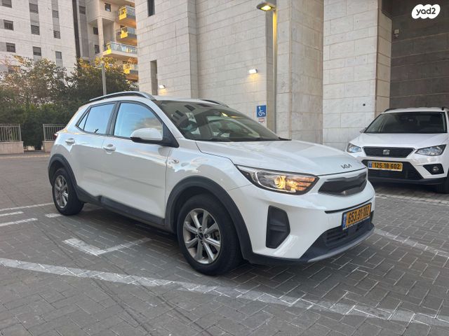 מודעת רכב קיה סטוניק 2