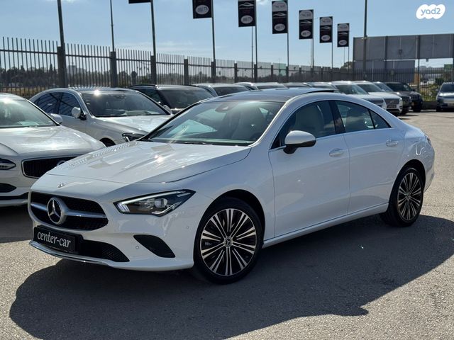 מודעת רכב מרצדס-בנץ CLA