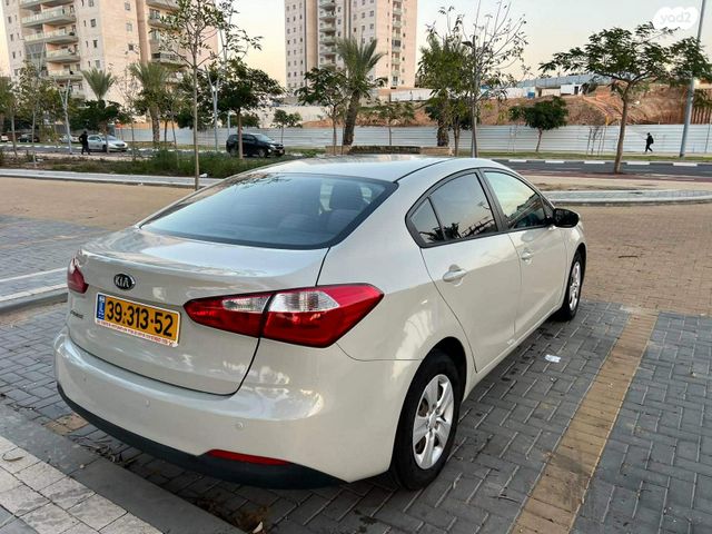 מודעת רכב קיה פורטה