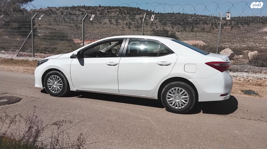 מודעת רכב טויוטה קורולה