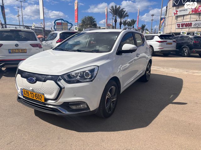 מודעת רכב ג׳יי.איי.סי E-S2