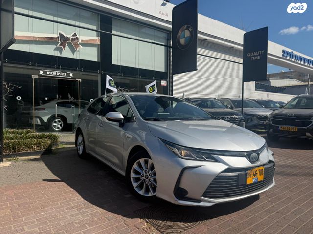 מודעת רכב טויוטה קורולה