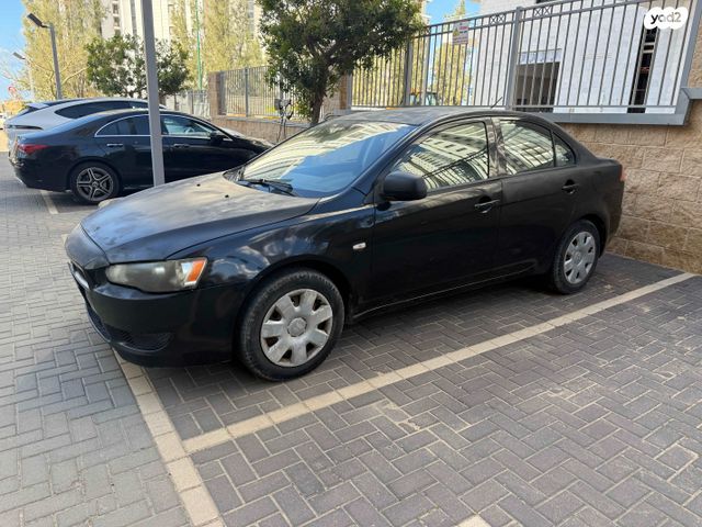 מודעת רכב מיצובישי לנסר