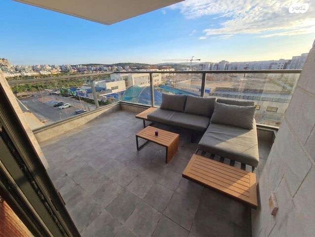 יצחק שמיר 12