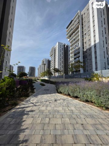 שלום דנינו 1