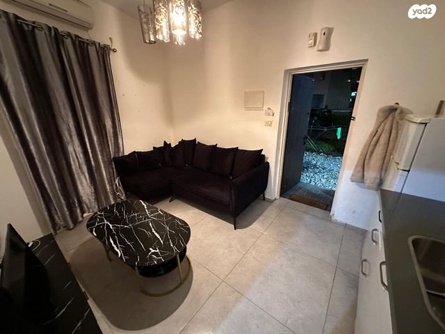 מונטיפיורי 36