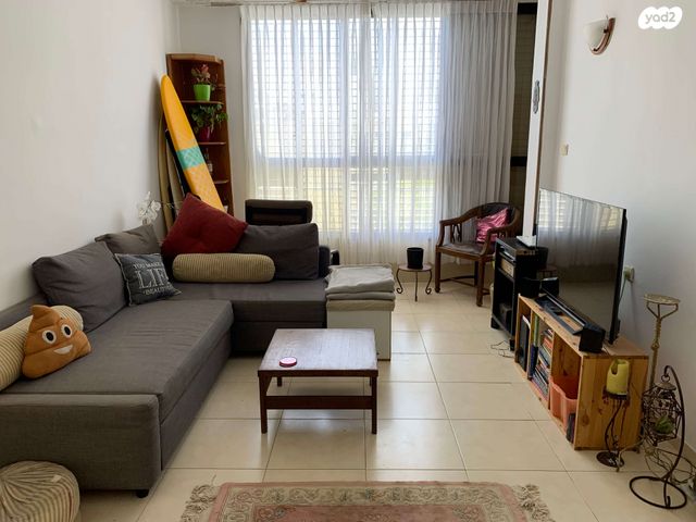 ז'בוטינסקי 21