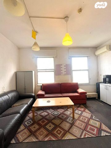 דרך העצמאות 118