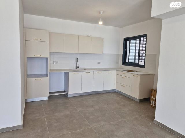 הרב מרדכי אליהו 21