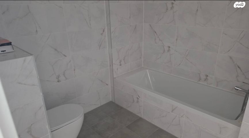 חזון עובדיה 8