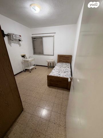 שדרות בן גוריון 7