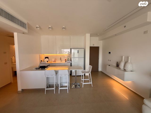 מודעת נכס, סוקולוב 12, רוטשילד עצמאות, בת ים