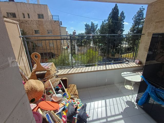 דירה למכירה בירושלים (תיווך) — 2