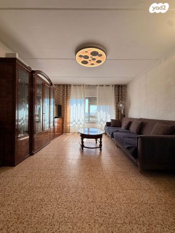 דירה, כרמיאל