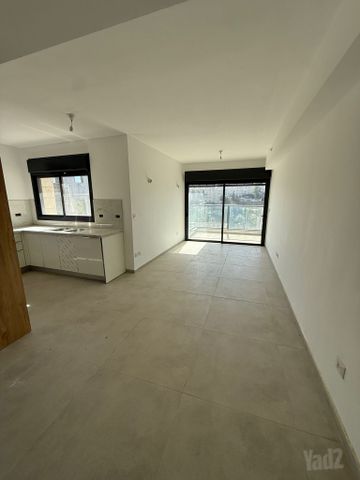דירה למכירה בירושלים (תיווך) — 2