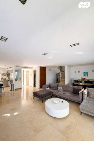 מודעת נכס, תל ברוך, תל אביב יפו