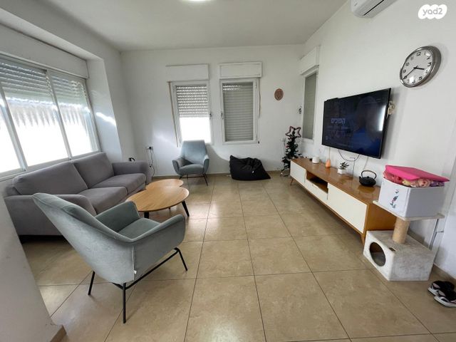 אביגדור עשת 