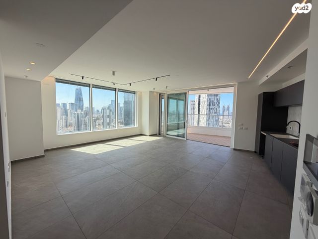 ארלוזורוב 82