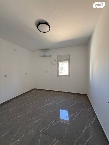 מודעת נכס, קרית מוצקין