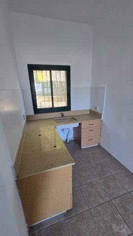 בניין מגורים להשכרה בירושלים (תיווך) — 2