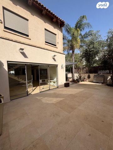 נחום וינשטיין 