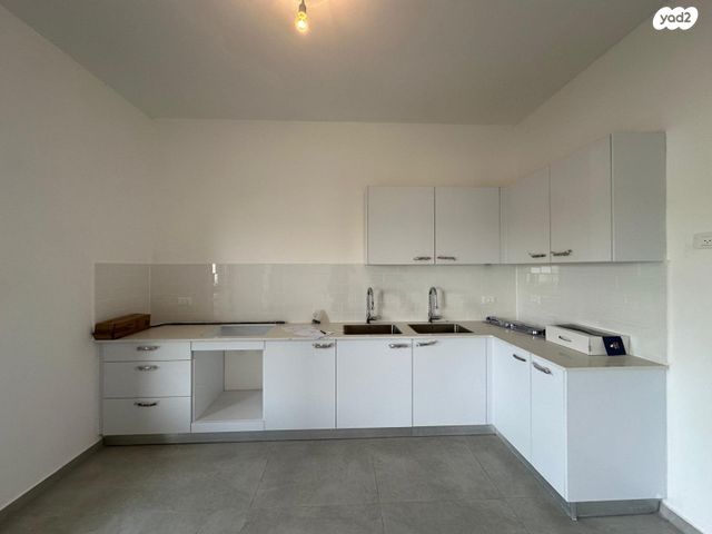 יצחק שמיר 159