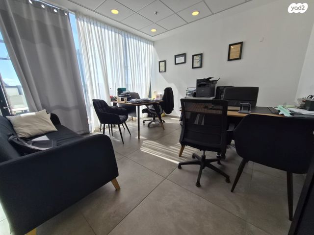 מודעת נכס, נעמי שמר, דרום חדש, פארק הים, בת ים