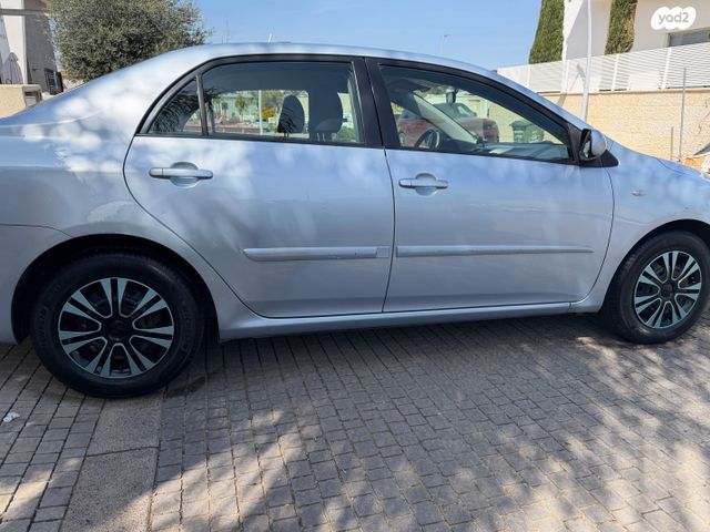 מודעת רכב טויוטה קורולה