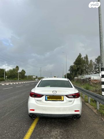 מודעת רכב מאזדה 6