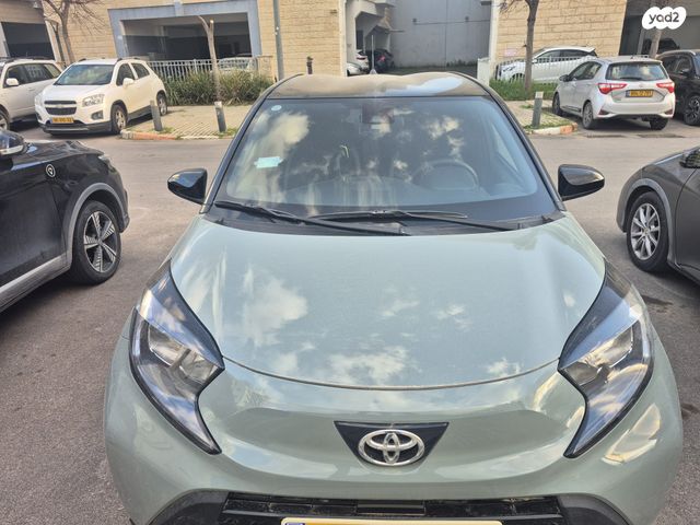 מודעת רכב טויוטה אייגו X