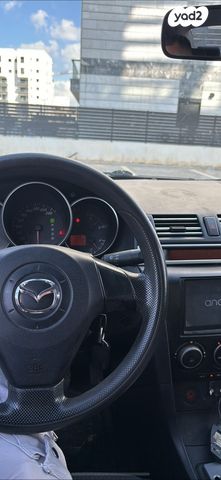 מודעת רכב מאזדה 3