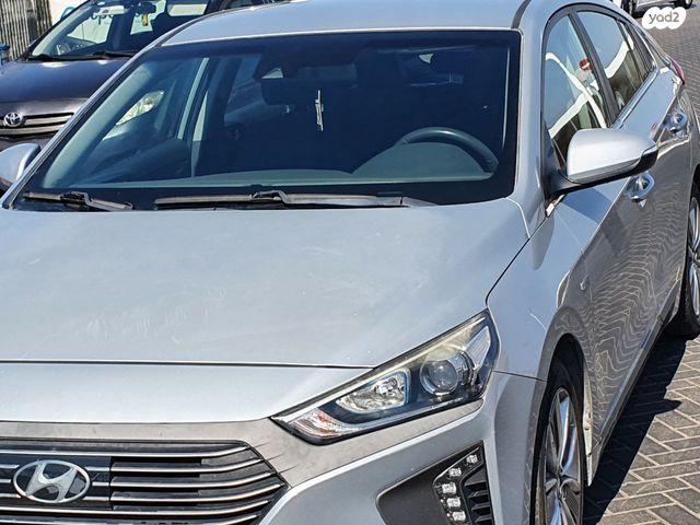 מודעת רכב יונדאי איוניק