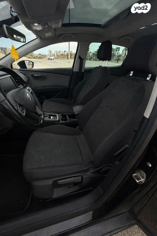 מודעת רכב סיאט לאון