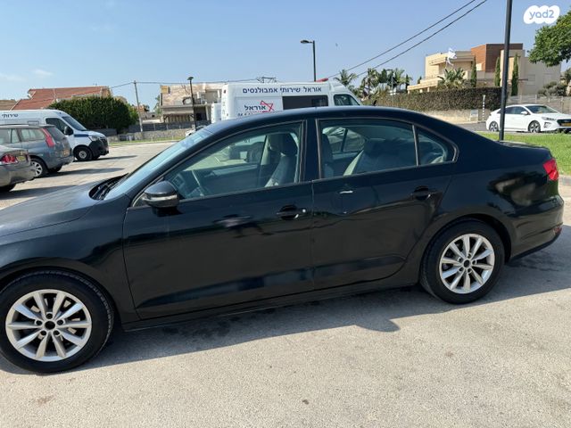 מודעת רכב פולקסווגן ג'טה 