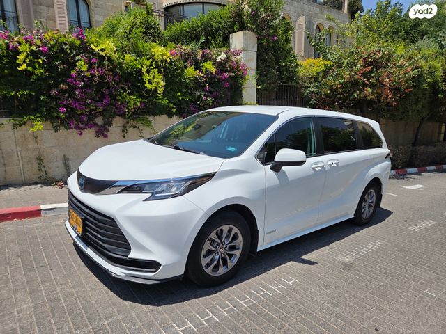 מודעת רכב טויוטה סיינה