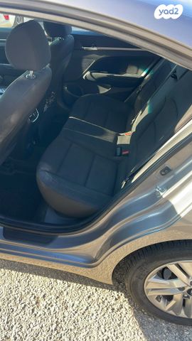 מודעת רכב יונדאי אלנטרה