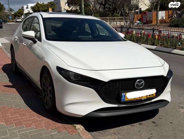 מודעת רכב מאזדה 3