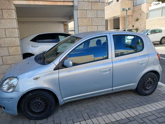 מודעת רכב טויוטה יאריס