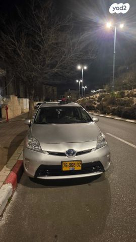 מודעת רכב טויוטה פריוס