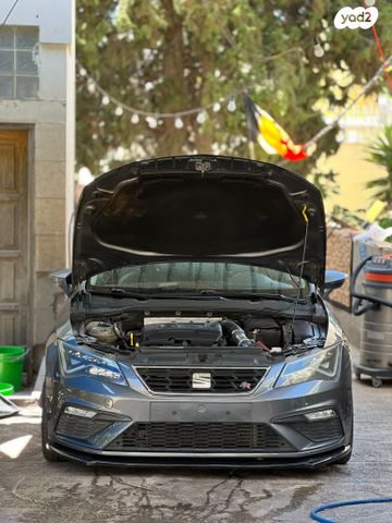 מודעת רכב סיאט לאון
