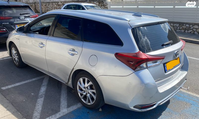 מודעת רכב טויוטה אוריס