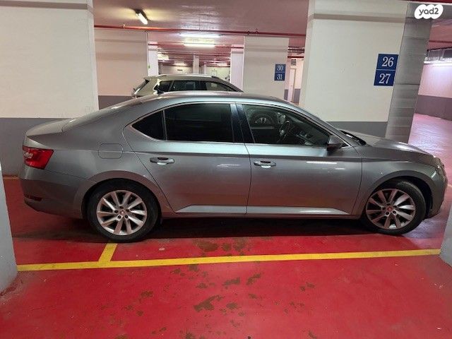 מודעת רכב סקודה סופרב